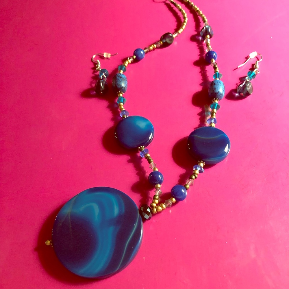 NWOT - Royal Blue & Copper Necklace & Earrings Set
